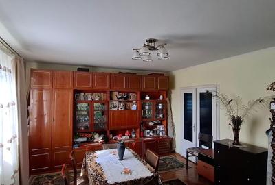 Casă cu 3 camere cu Teren 800 Mp în Sâncraiu de Mureș