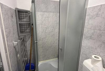 Garsonieră semidecomandată în Central