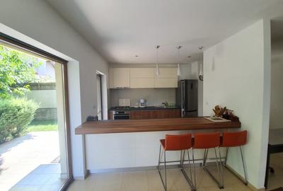 Casă cu 4 camere cu Canalizare în Băneasa - 4