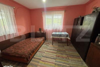 Casă cu 3 camere cu Teren 1600 Mp în Horoatu Crasnei