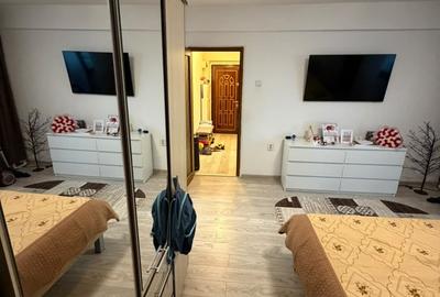 Apartament cu 2 camere semidecomandat, mobilat în Semicentral