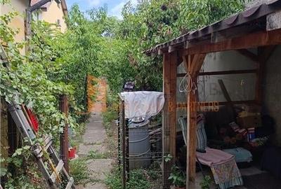Casă individuală cu 3 camere cu Canalizare în 1 Decembrie - 11