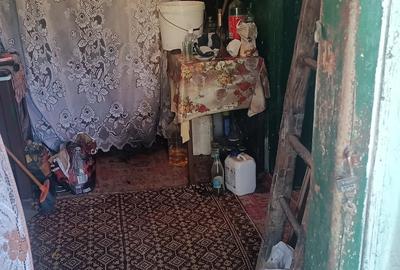 Casă cu 2 camere cu Teren 700 Mp în Bahna - 1