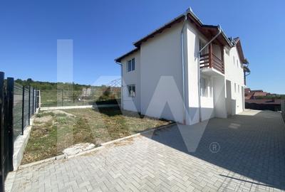 Duplex cu 4 camere cu Canalizare în Cisnădie - 1