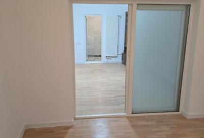 Duplex cu 5 camere cu Teren 142 Mp în Grivița - 3