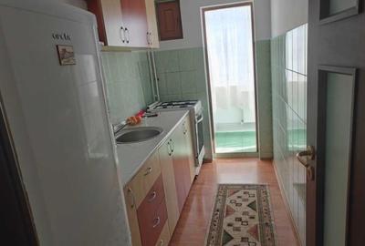 Apartament cu 2 camere decomandat în Micro 21 - 3