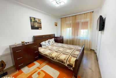 Apartament cu 2 camere decomandat în Podu Roș
