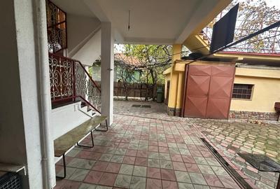 Apartament cu 3 camere, mobilat în Florilor - 4