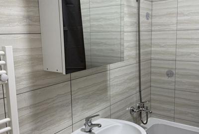 Garsonieră în Roșu - 2