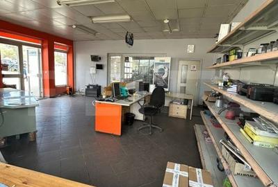Spațiu comercial, de 390 mp, în Central - 9