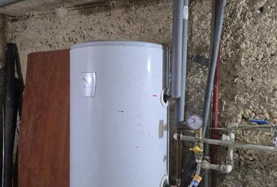 Casă cu 4 camere cu Teren 608 Mp în Livezile