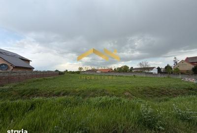 Teren de 2492 mp, în Bucovăț