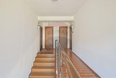 Apartament cu 3 camere decomandat, mobilat în Central - 28