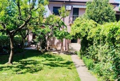 Apartament cu 6 camere în Kiseleff