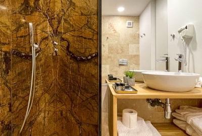 Apartament cu 2 camere decomandat, mobilat în Central