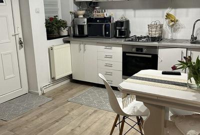 Apartament cu 3 camere decomandat în Central - 4