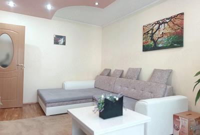 Apartament cu 3 camere decomandat în Astra - 10