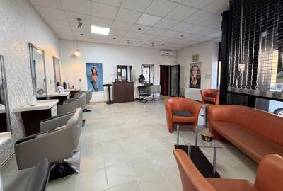 Spațiu comercial, de 70 mp, în P-ța Unirii