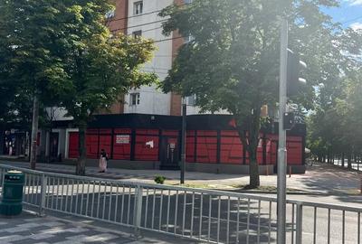 Spațiu comercial, de 300 mp, în Ultracentral