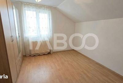 Casă cu 4 camere cu Teren 845 Mp în Roșia - 2