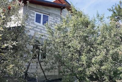 Casă cu Teren 683 Mp în Corbi - 1