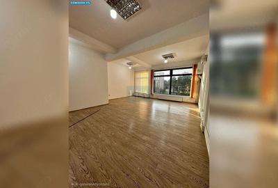 Spațiu comercial, de 158 mp, în Central
