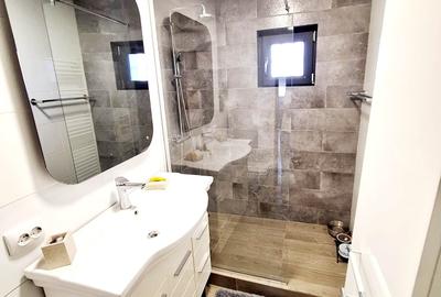 Apartament cu 2 camere decomandat în Siderurgiștilor