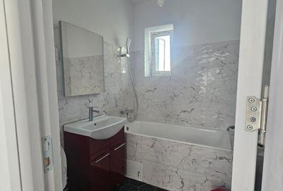 Apartament cu 2 camere semidecomandat în Alexandru cel Bun