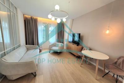 Apartament cu 2 camere semidecomandat, mobilat în Ultracentral