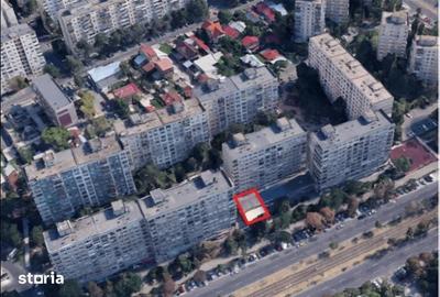 Spațiu comercial, de 183 mp, în Central - 3
