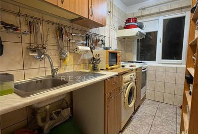 Apartament cu 2 camere, mobilat în Berceni