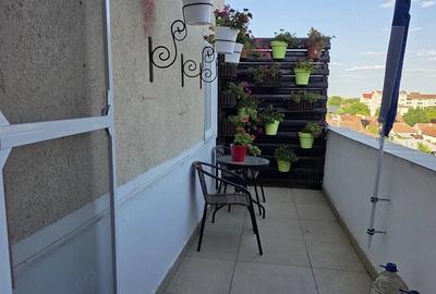 Apartament cu 2 camere decomandat în Steaua