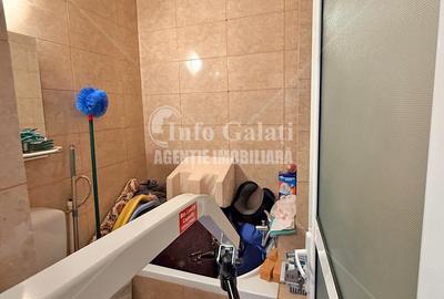 Apartament cu 3 camere în Micro 20 - 10