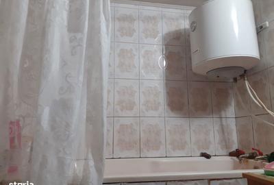 Casă cu 3 camere cu Teren 2268 Mp în Urechești - 1