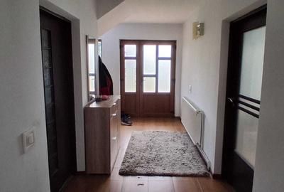 Casă cu 4 camere în Tufeni - 3