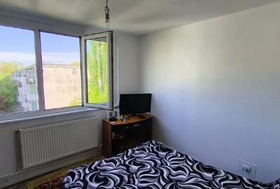 Apartament cu 3 camere decomandat în Țiglina 1 - 3