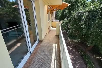 Apartament cu 4 camere nedecomandat în Central