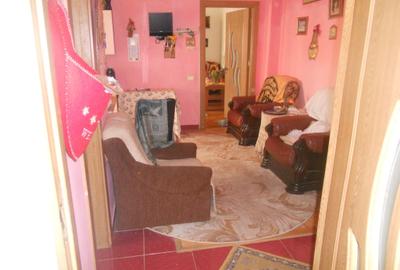 Apartament cu 2 camere decomandat în Sud