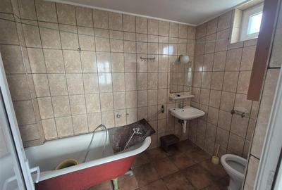 Casă individuală cu 2 camere cu Canalizare în Apollo - 7