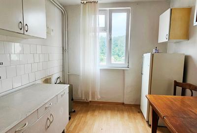 Apartament cu 3 camere semidecomandat în Central - 5