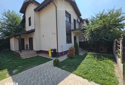 Casă cu 4 camere cu Teren 100 Mp în Domnești