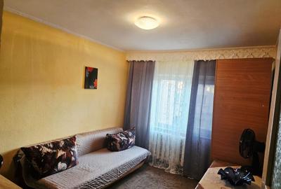 Apartament cu 3 camere în Preajba Mare