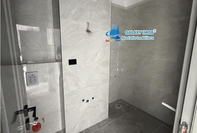 Apartament cu 3 camere decomandat în Olteni - 3