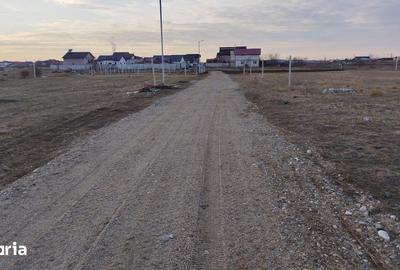 Teren de 400 mp, în Cârcea