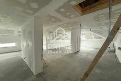 Casă cu 5 camere cu Teren 710 Mp în Ciugud - 4