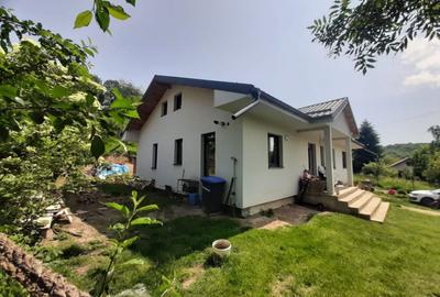 Casă individuală cu 5 camere cu Canalizare în Feleacu - 2