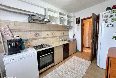 Apartament cu 2 camere decomandat în Energiei