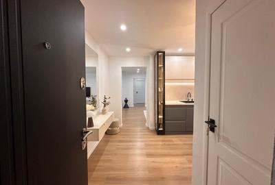 Apartament cu 2 camere semidecomandat, mobilat în Calea București