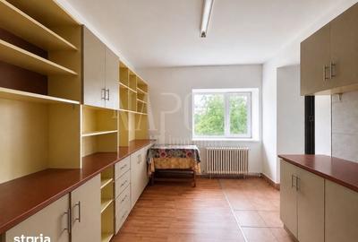 Casă cu 8 camere cu Teren 500 Mp în Iris