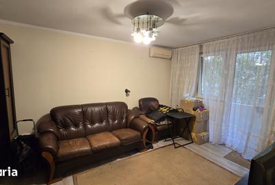 Apartament cu 2 camere decomandat în Drumul Taberei